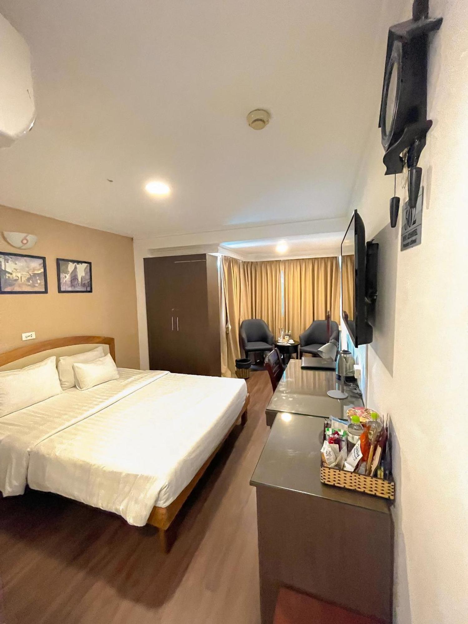 A25 Hotel - 251 Hai Ba Trung Hcm Хошимин Экстерьер фото