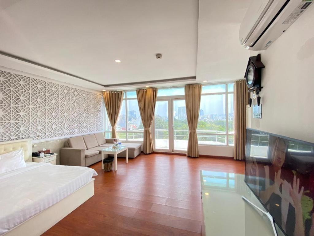 A25 Hotel - 251 Hai Ba Trung Hcm Хошимин Экстерьер фото